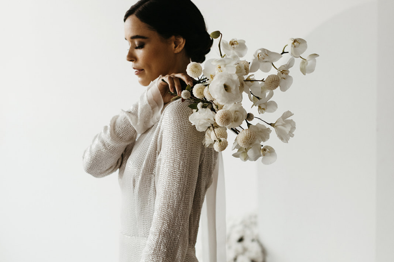 Winter Minimalist Oregon Bride